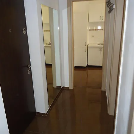 Nova 2 Apartment