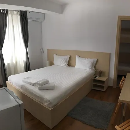 Nova 2 Appartement Boekarest